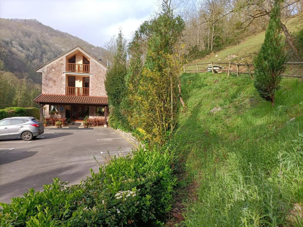 La Salmonera Cangas De Onis Cano ภายนอก รูปภาพ
