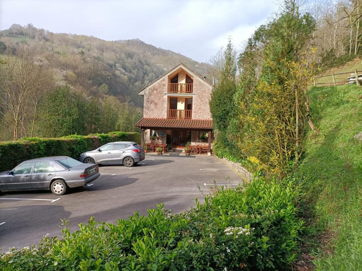 La Salmonera Cangas De Onis Cano ภายนอก รูปภาพ