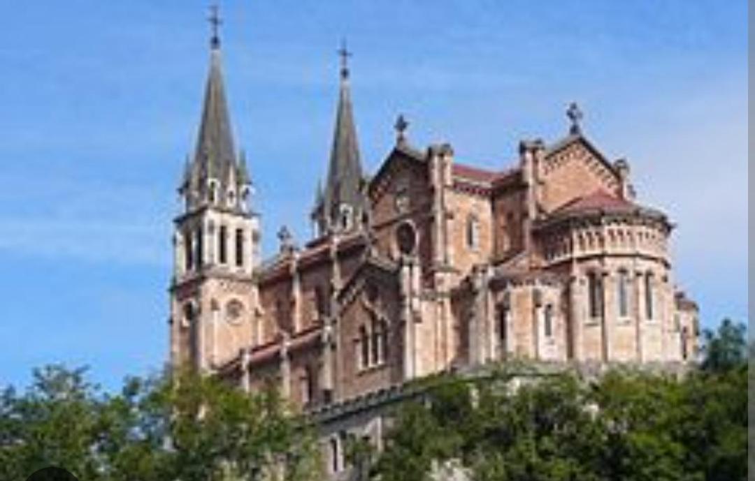 La Salmonera Cangas De Onis Cano ภายนอก รูปภาพ