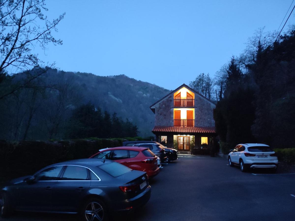 La Salmonera Cangas De Onis Cano ภายนอก รูปภาพ